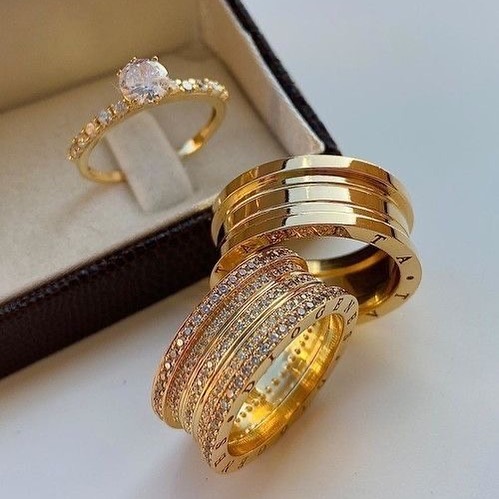 Set inel de logodna si verighete din aur